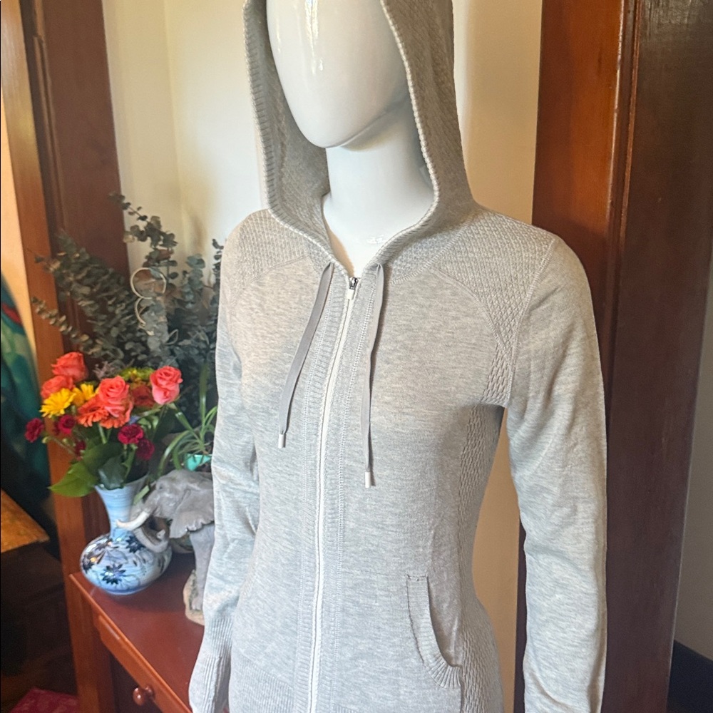 NWT Eddie Bauer size small Gray Women's Hoodie Sweater